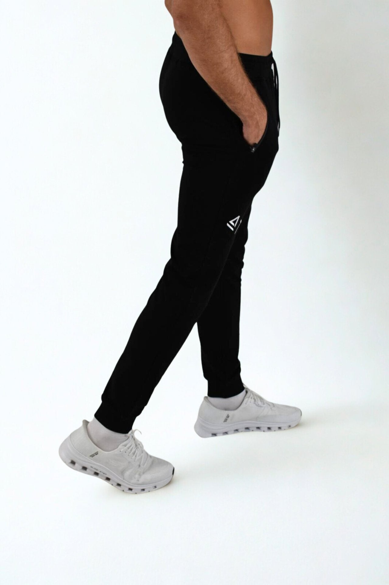Zeus joggers
